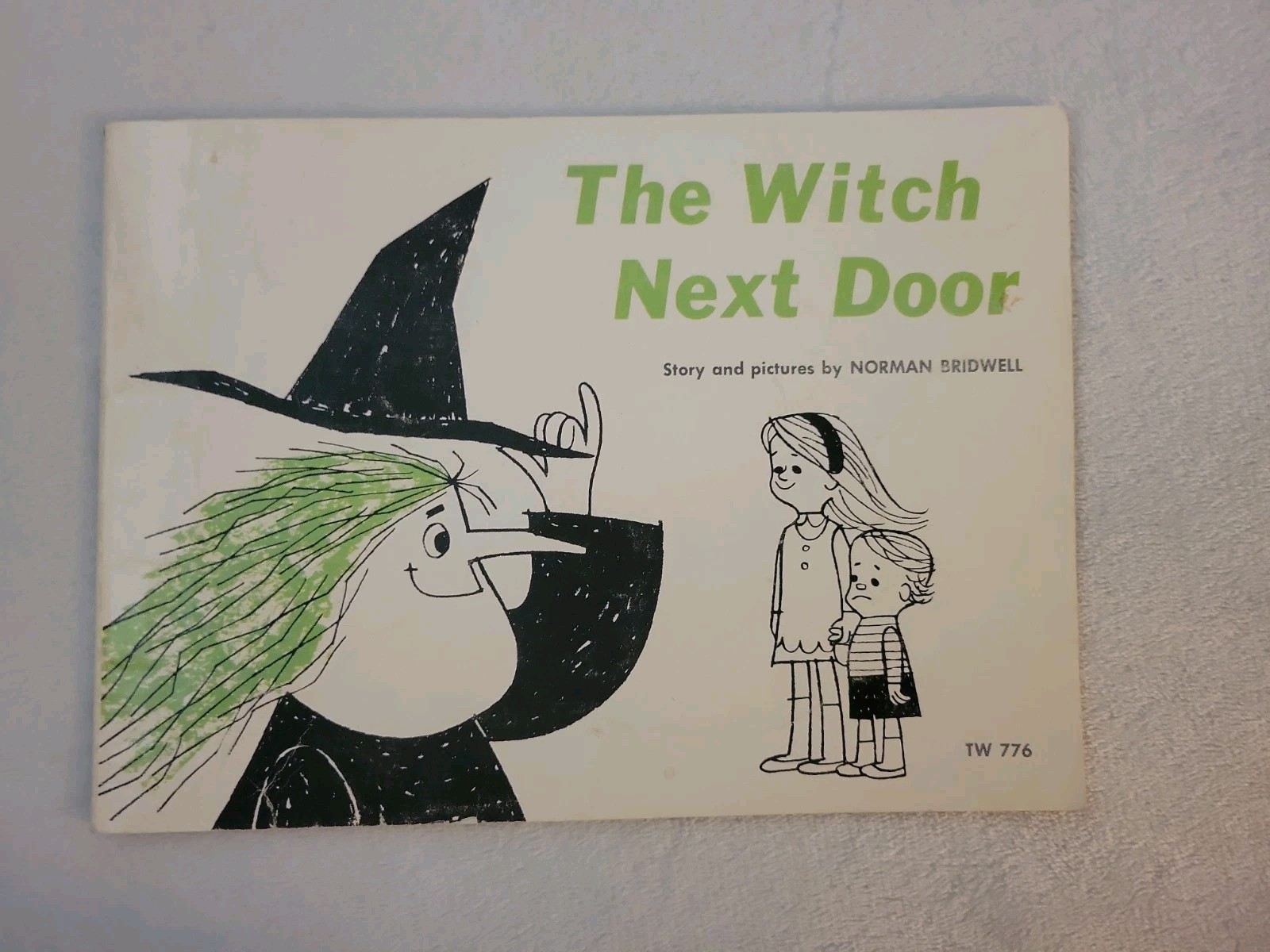 THE WITCH NEXT DOOR Norman Bridwell PB BOOK) 1965 1st Printing