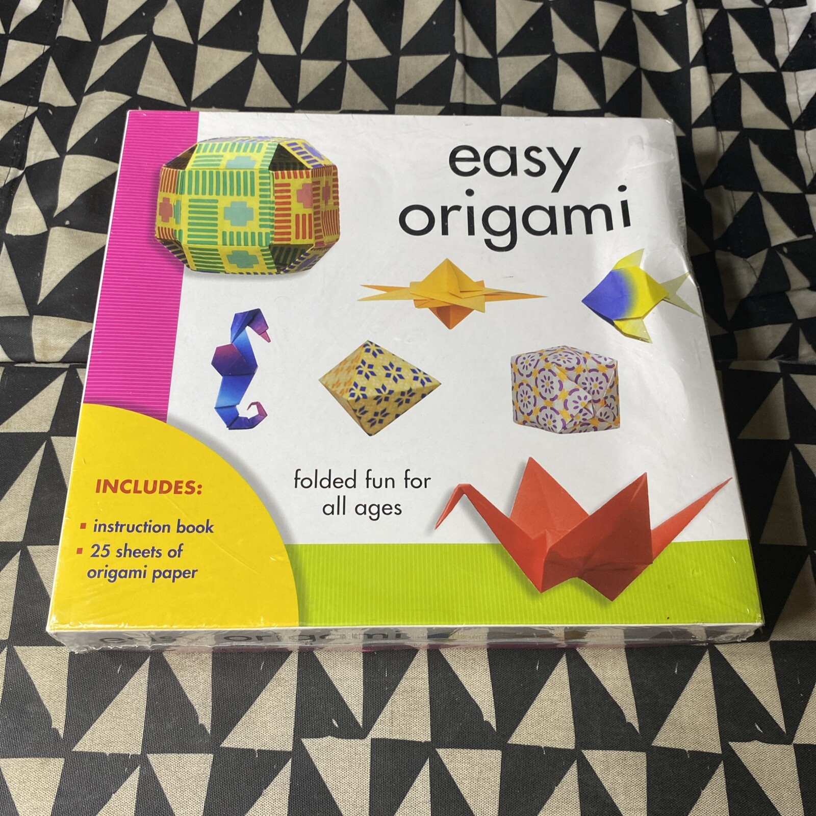 Easy Origami Kit – Book by Debora Argueta – Sterling Publishing
