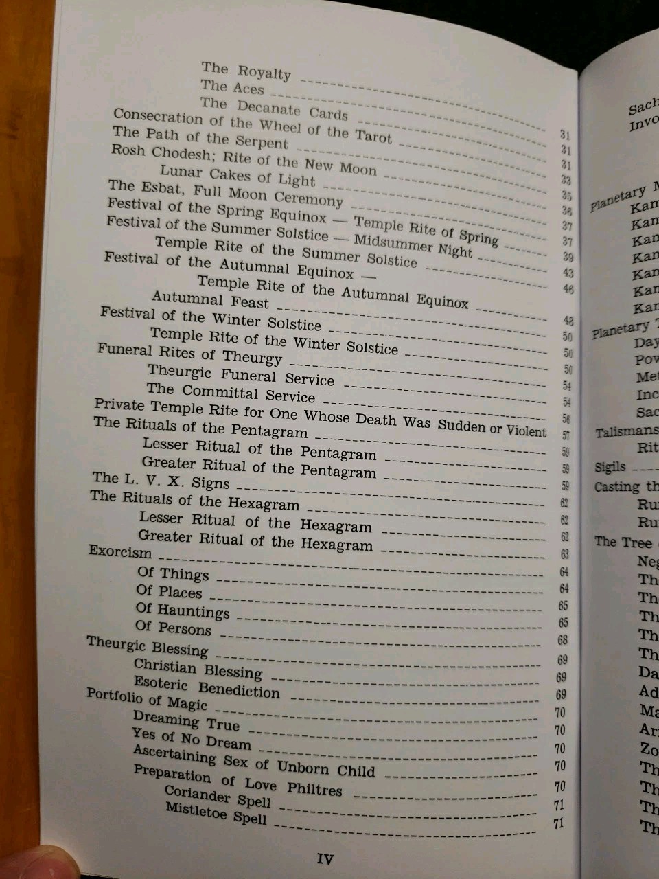 A.M.O.S. Ritual Book Of Magic By Clifford Bias 125 Pages New Reprint
