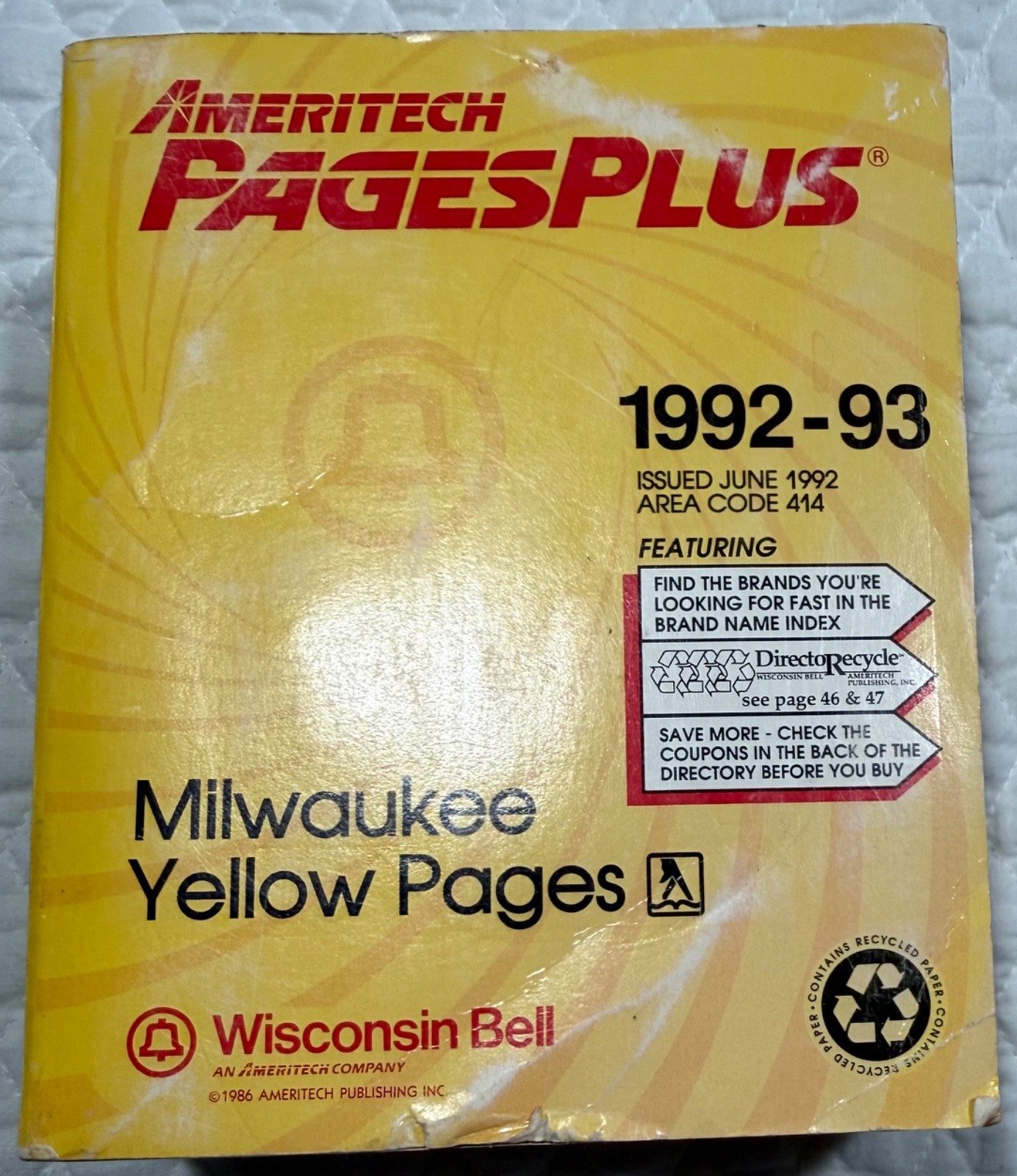 Ameritech/Wisconsin Bell Pages Plus 1992-1993 Milwaukee WI White Yellow Page