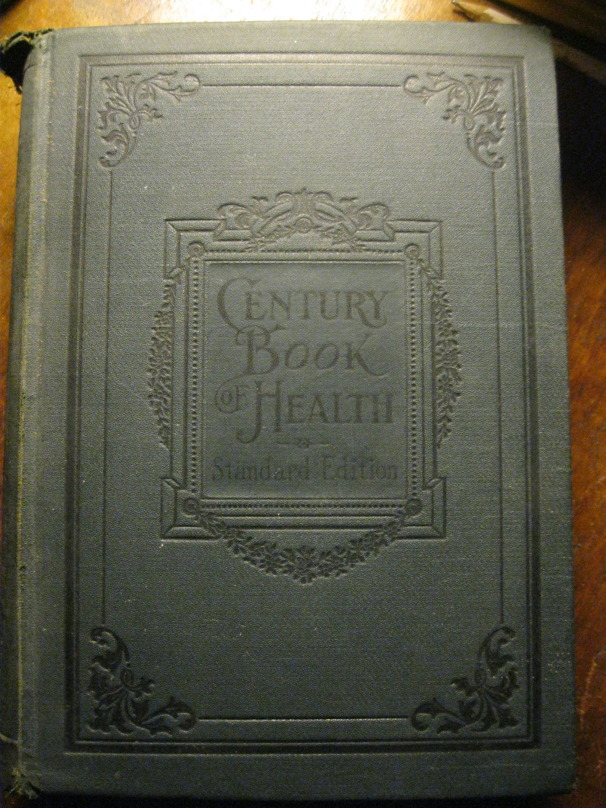 Century Book of Health 1907 J H McCormick 872 Pages