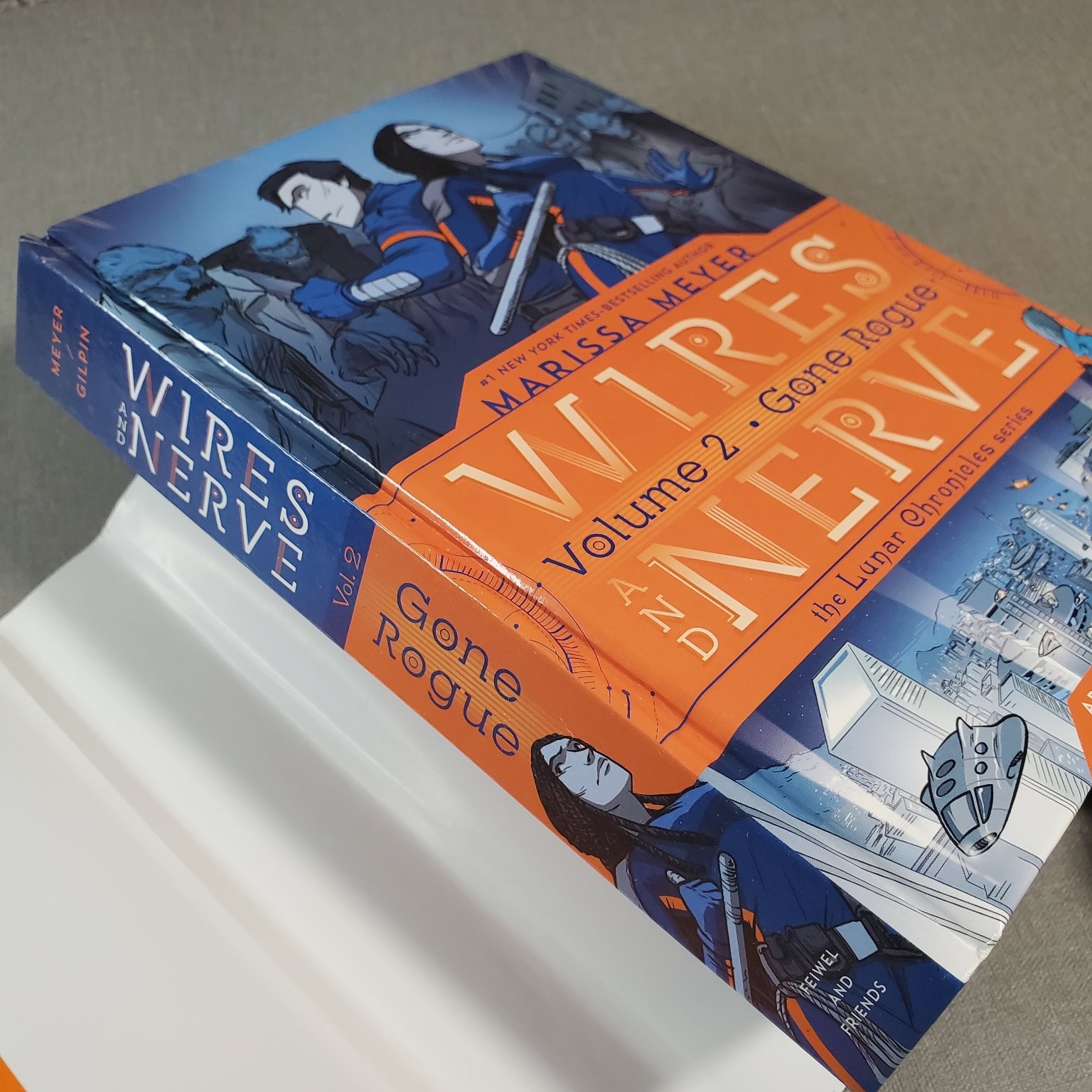 Wires and Nerve Vol 2 Gone Rogue Marissa Meyer Graphic Novel Feiwel Friends
