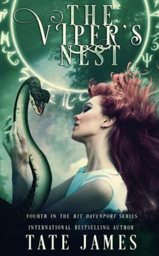 The Viper’s Nest (Kit Davenport) by Tate James (paperback)