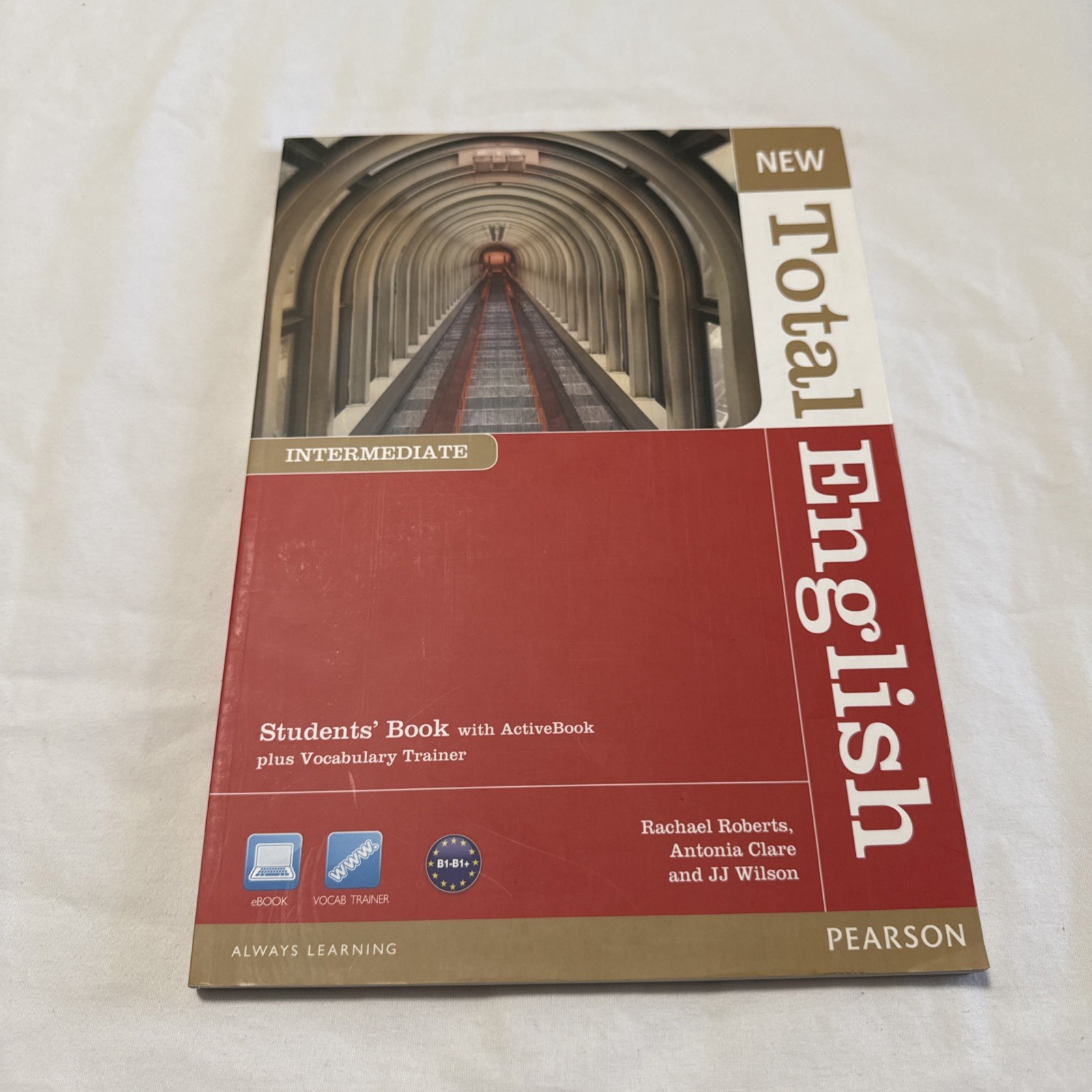B1-B1+ : New Total English Intermediate Students Book with Active Book Pack plus