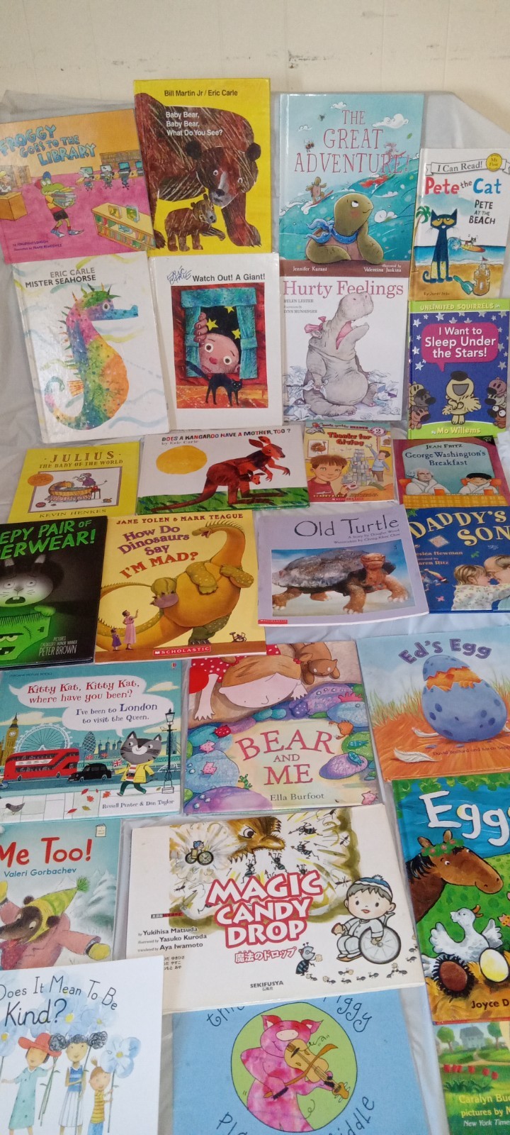 Mix Lot of 25 Eric Carle books & Scholastic Children’s Kids Picture