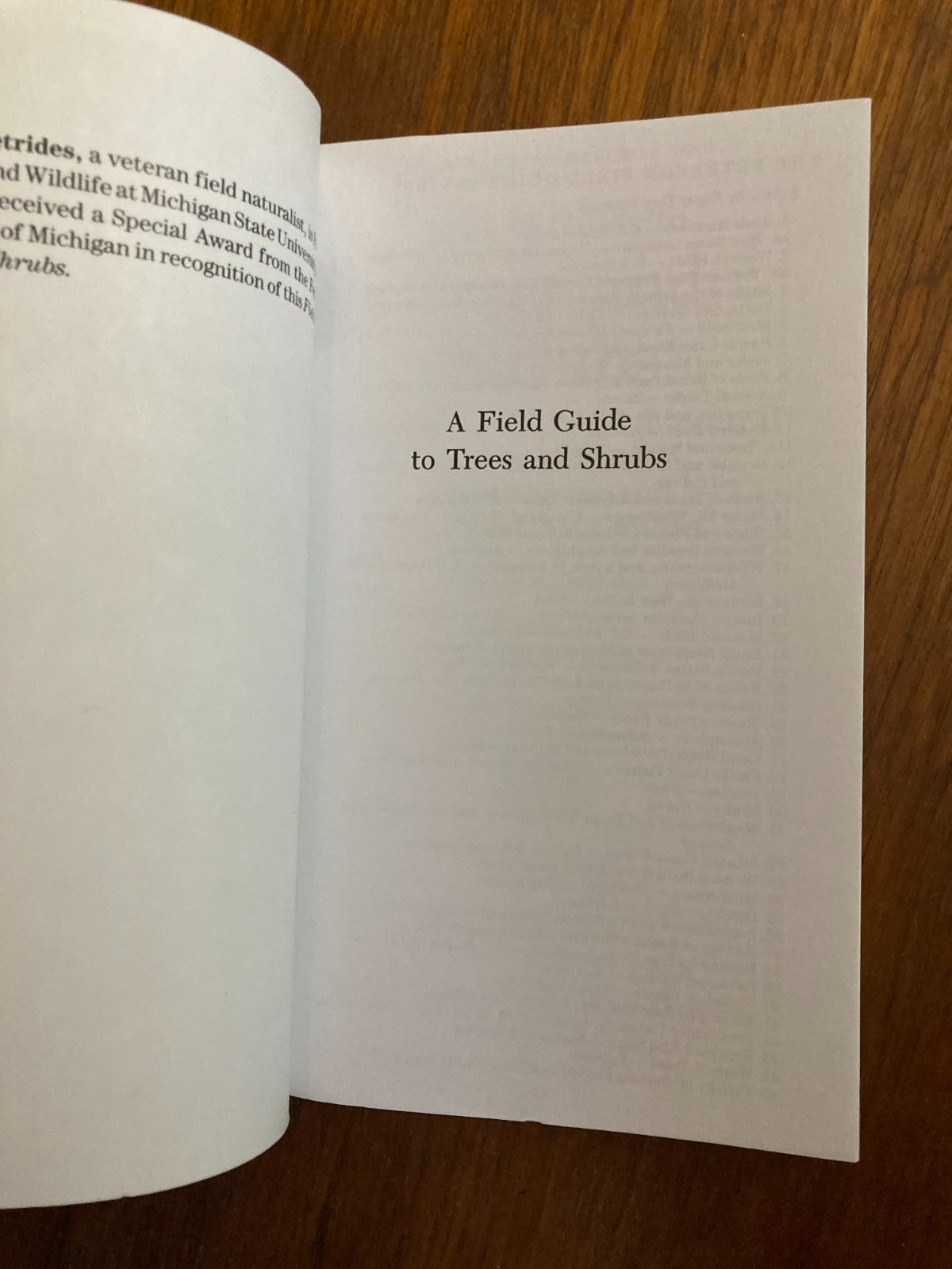 Peterson Field Guides Guide Series Trees and Shrubs George A Petrides Roger Tory