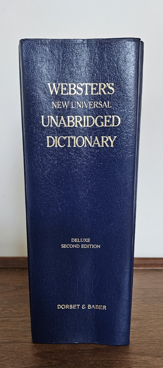 WEBSTER’S New Universal Unabridged Dictionary 1983 Deluxe 2nd Edition color maps