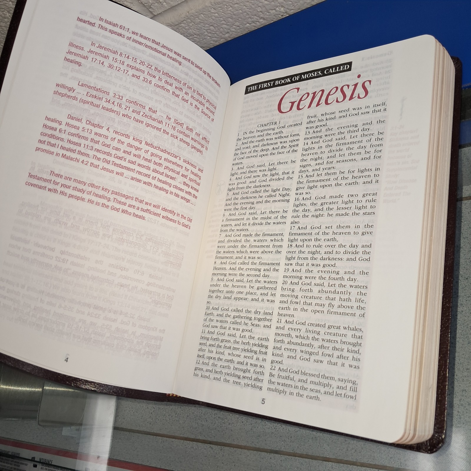 THE HEALING BIBLE MORRIS CERULLO HOLY BIBLE KING JAMES VERSION KJV TEXT 2009
