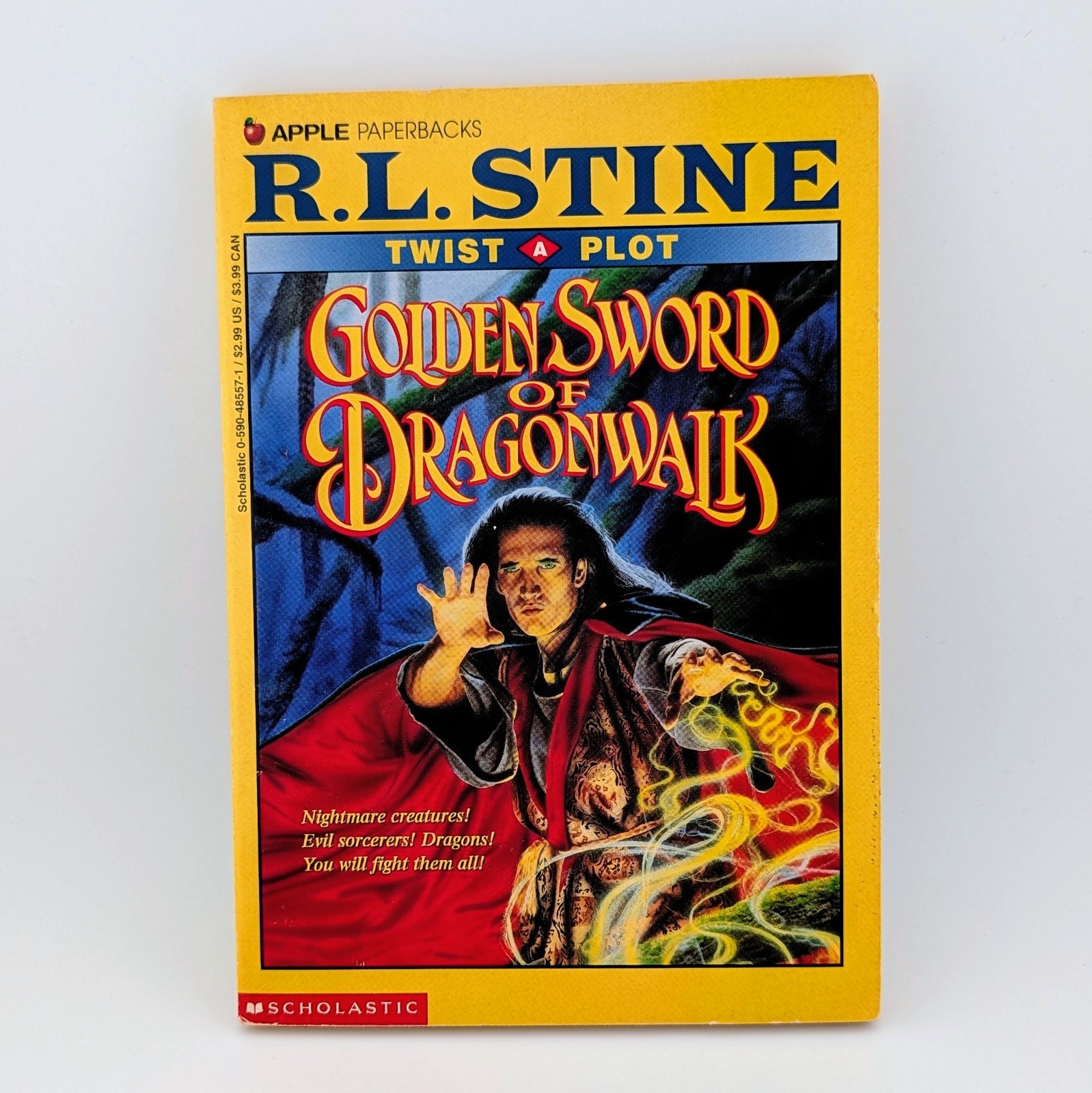 Golden Sword of Dragonwalk by R. L. Stine Twistaplot Vintage PB