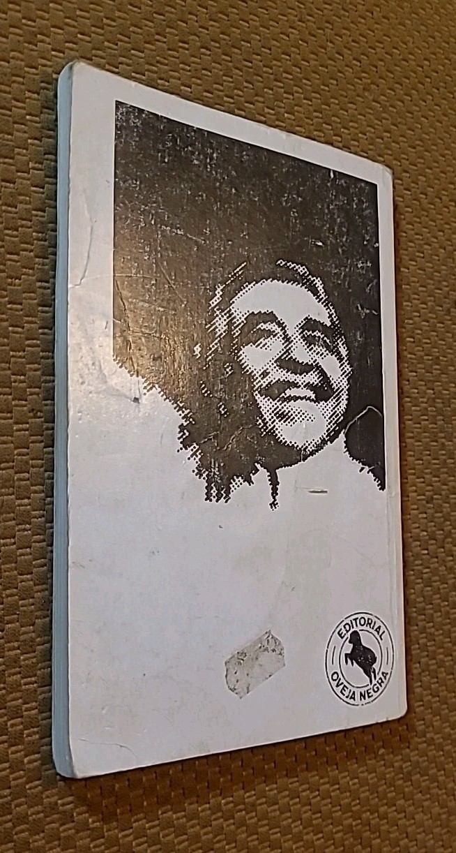 Cronica de una Muerte Anunciada (Spanish Edition) by Gabriel Garcia Marquez PB