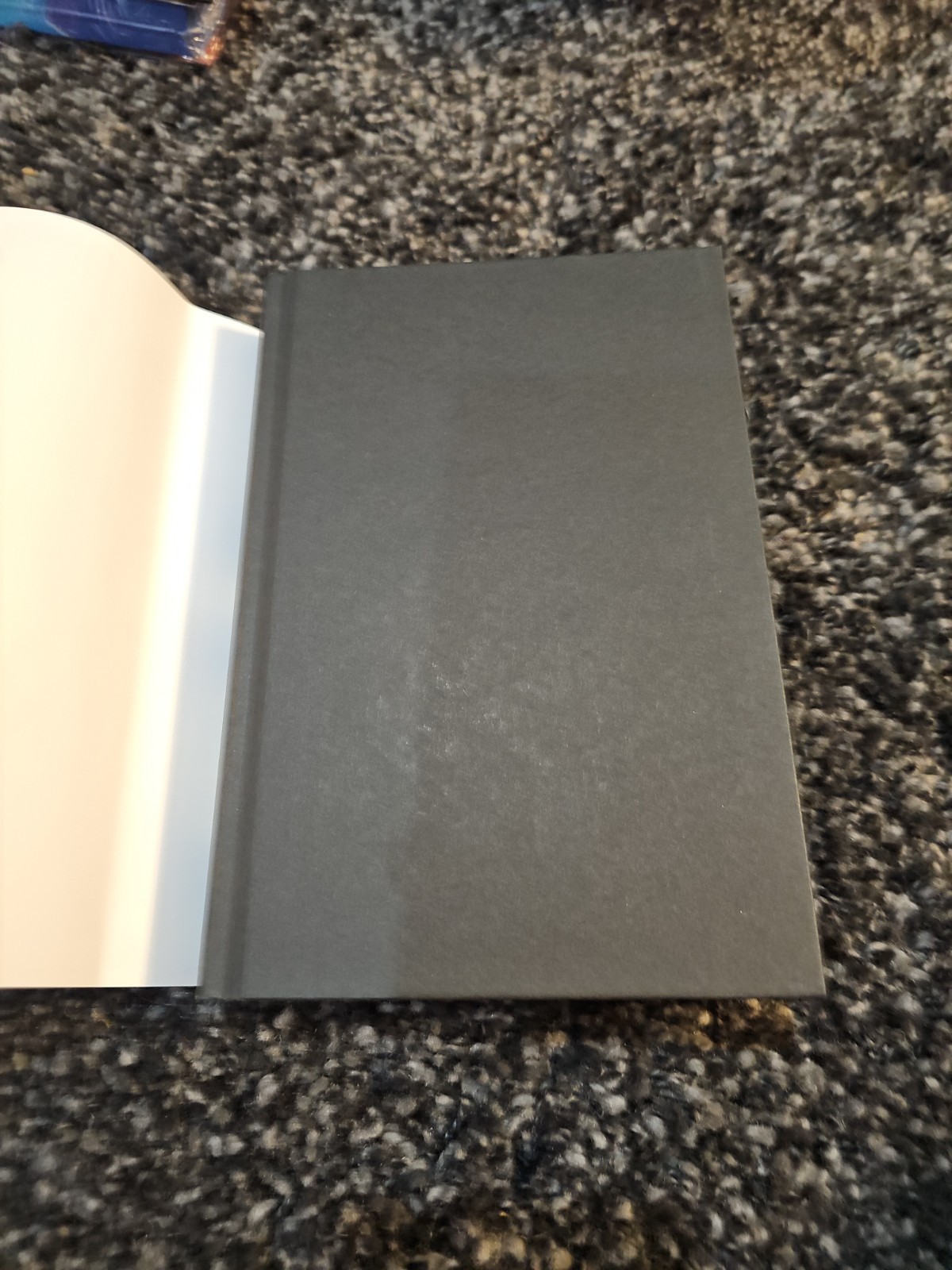 Onyx Storm By Rebecca Yarros Deluxe Edition Sprayed Edges BRAND NEW hardcover