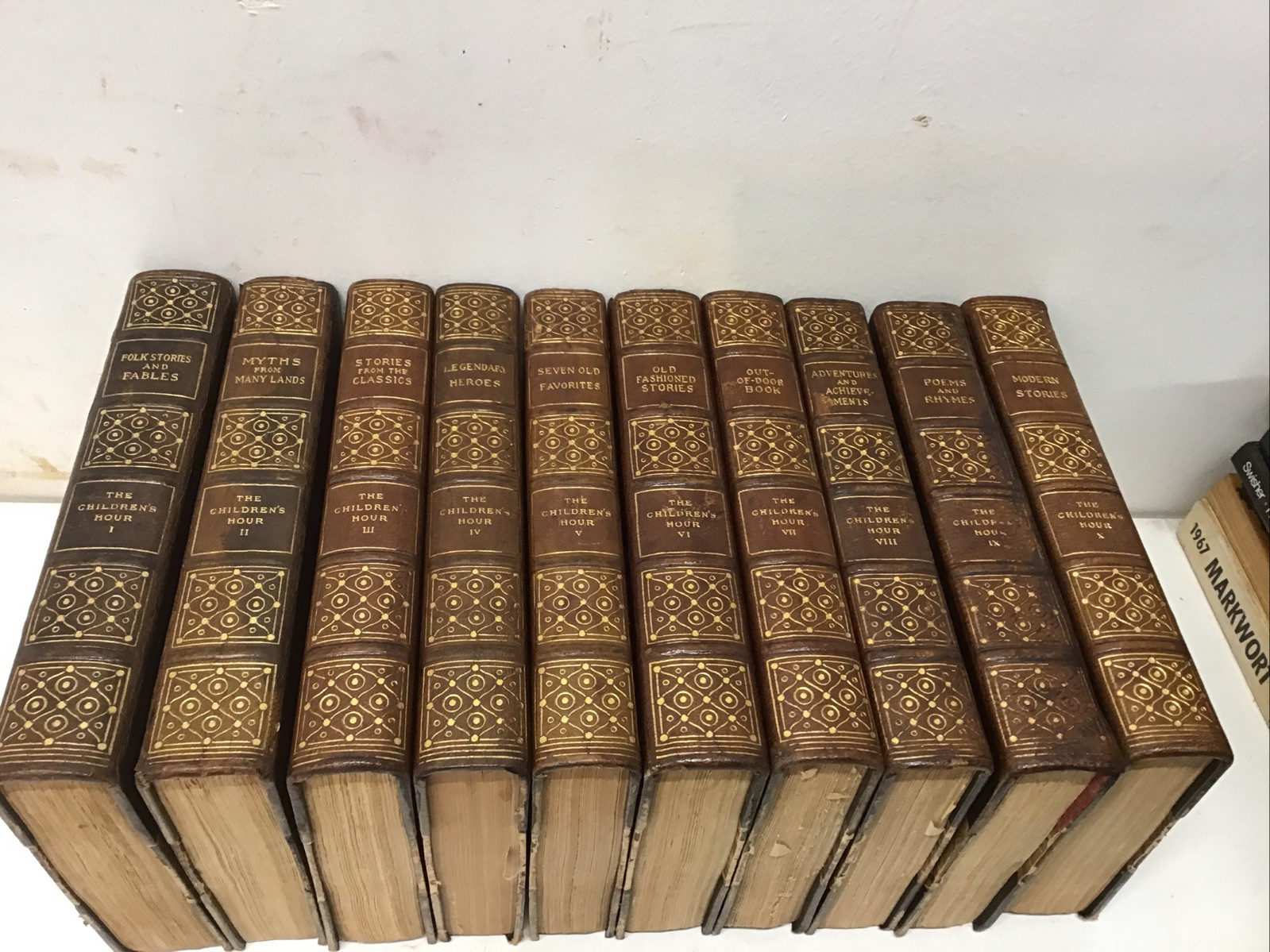 1907 Leather Fronts — The Children’s Hour in Ten Volumes Illustrated /Eva Tappan