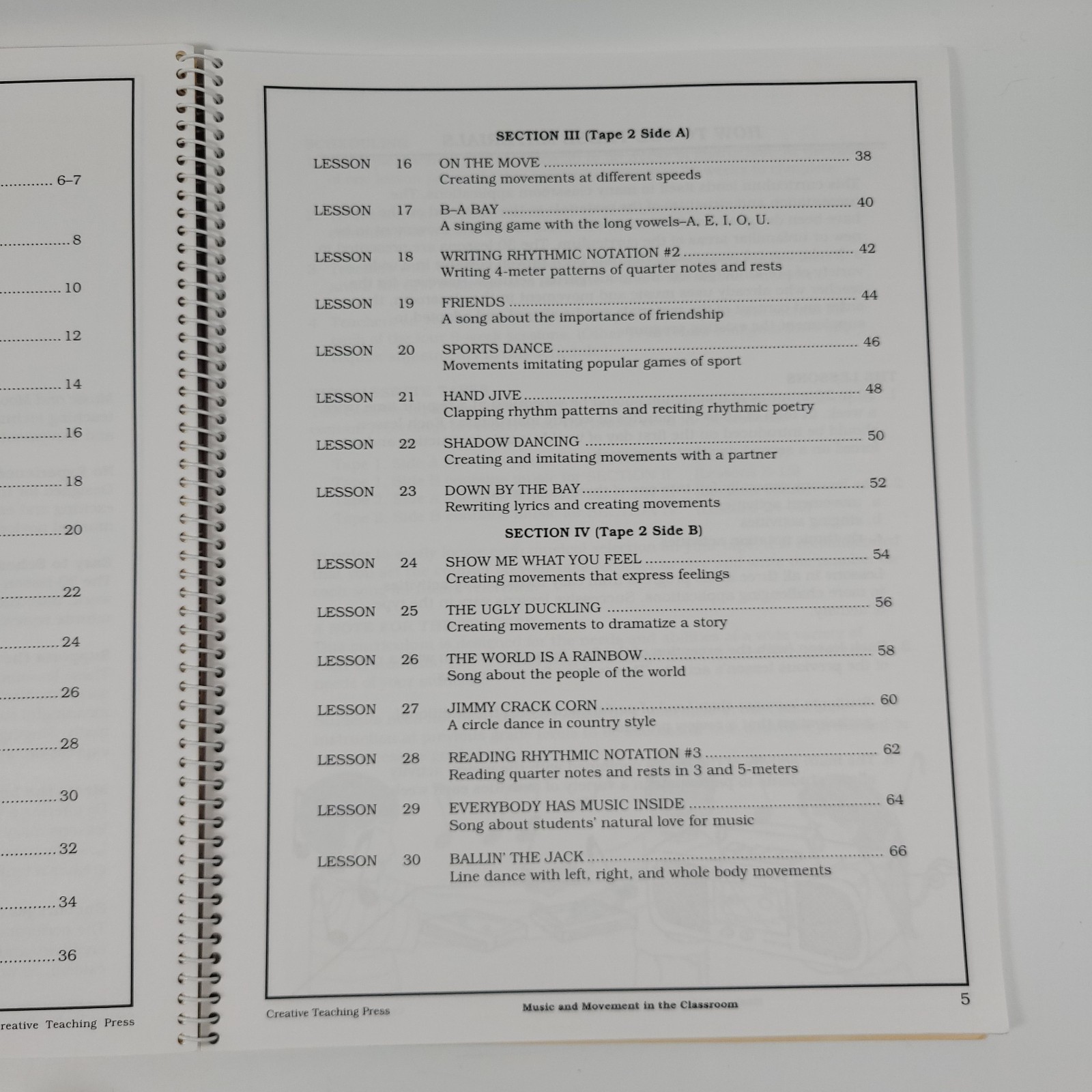 Music & Movement in the Classroom Book + Cassette Set Grades 1-2 Steven Traugh