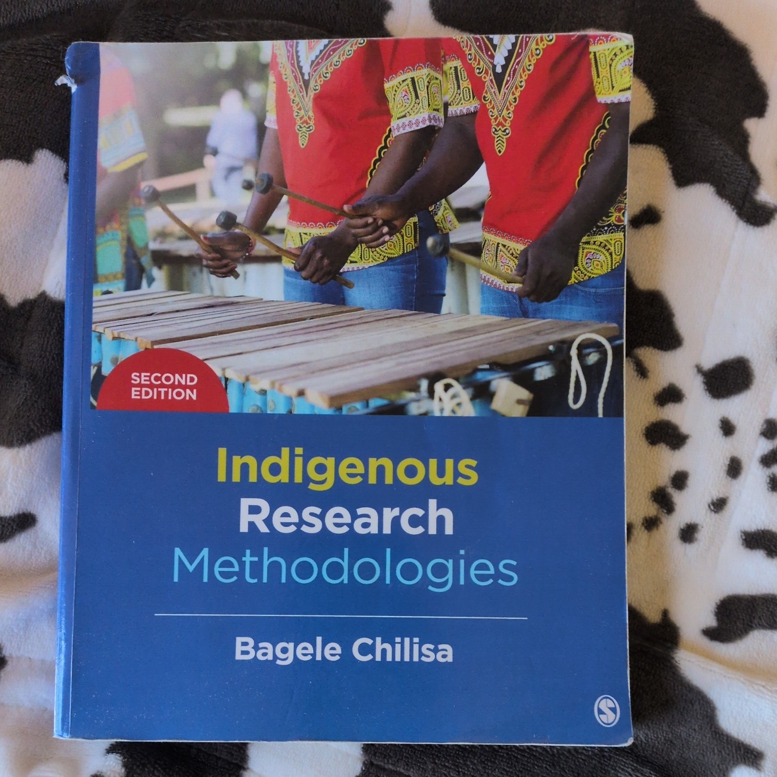 Indigenous Research Methodologies by Chilisa, Bagele Clean