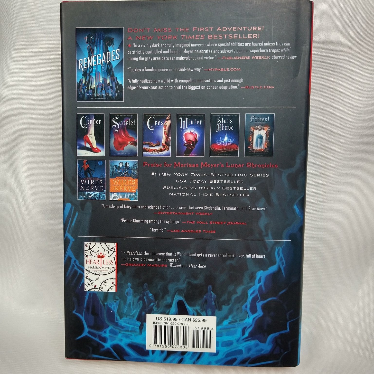 Arch Enemies Marissa Meyer 2018 First Edition YA Superhero Novel Feiwel