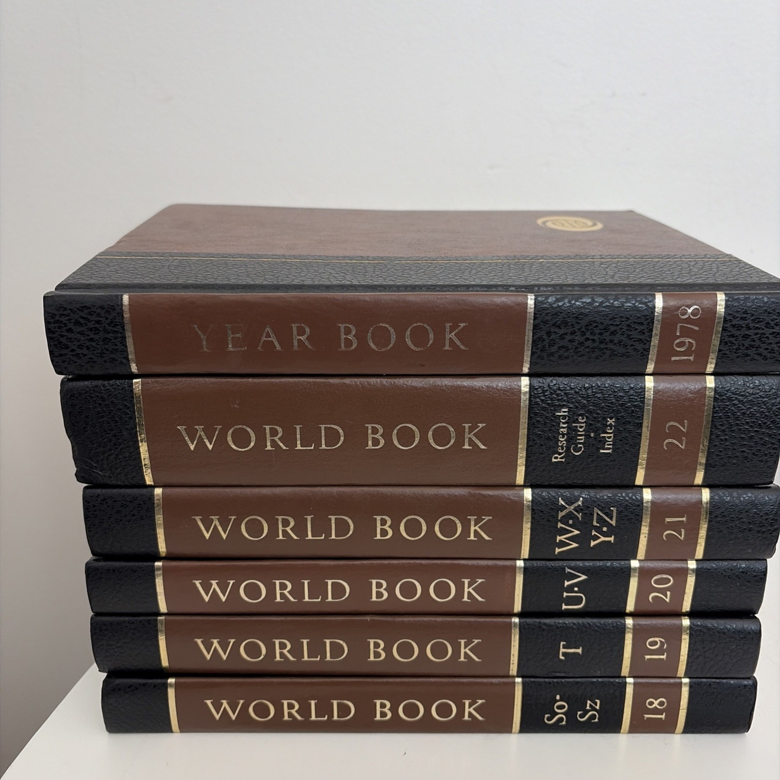 Vintage World Book Encyclopedia 1976 Lot Of 6 #s 18,19,20,21,22+ Year Book 1978