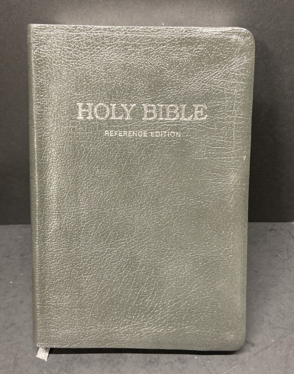 Holy Bible: New American Standard Royal Reference, 775Gy/Gray Bonded Leather/Red